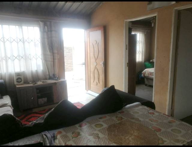 2 BEDROOM HOUSE FOR SALE IN ORANGE FARM